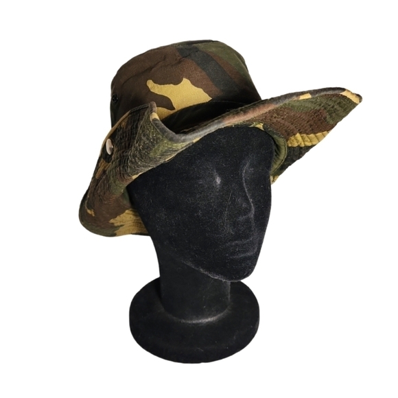 Vintage Other - Vintage J Hats Camouflage Bucket Hat